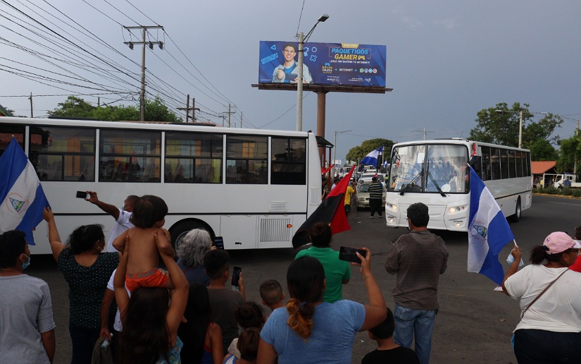 BUSES